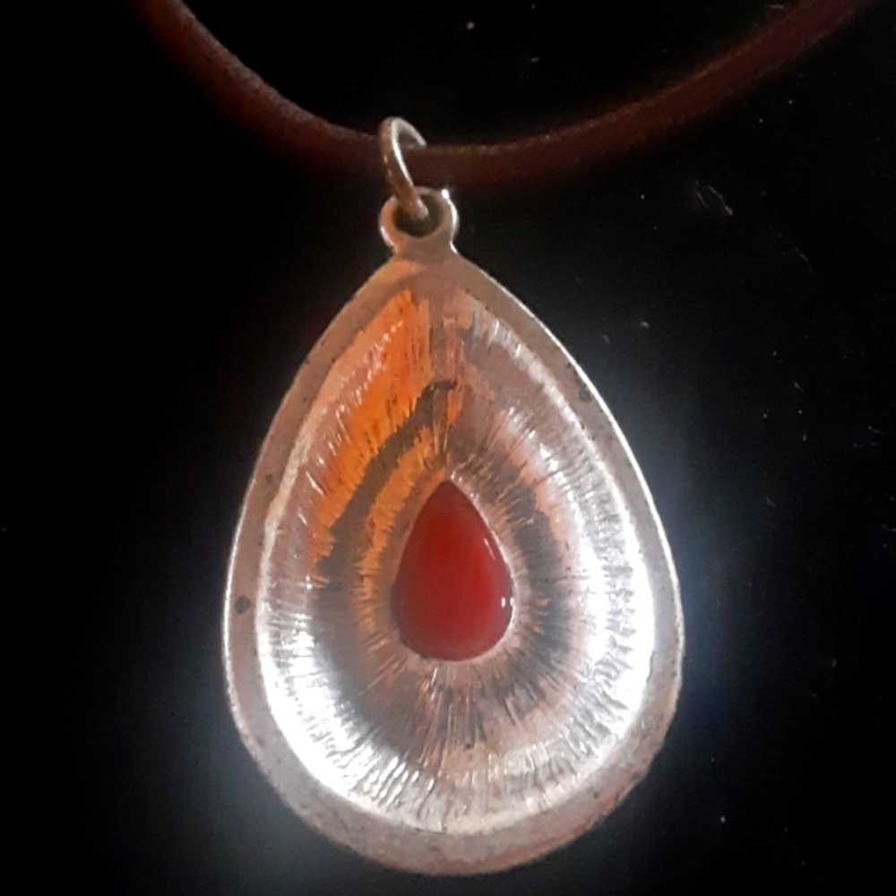 Elegant Silver Tone and Red Pendant Necklace - Picture 5 of 5